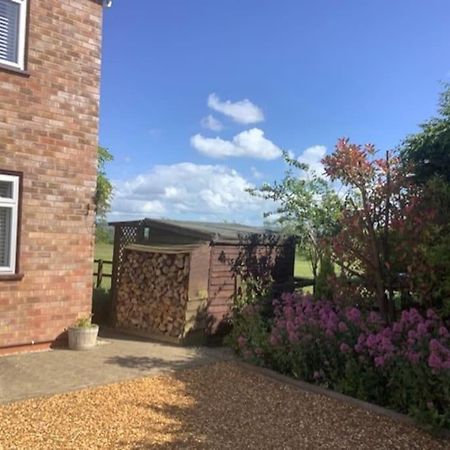 Cotswold Edge Guest Suite With Broadway Hill View Badsey Buitenkant foto
