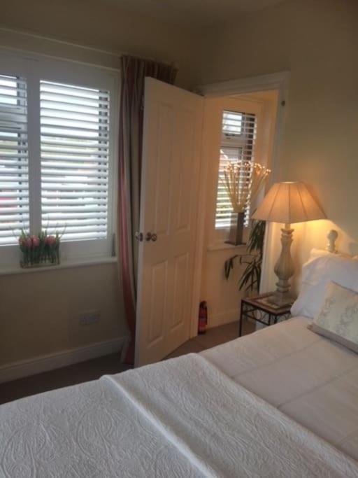 Cotswold Edge Guest Suite With Broadway Hill View Badsey Buitenkant foto
