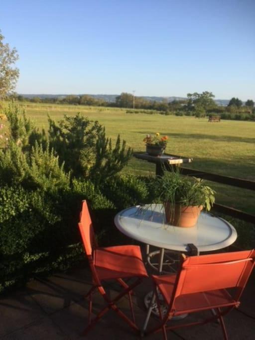Cotswold Edge Guest Suite With Broadway Hill View Badsey Buitenkant foto